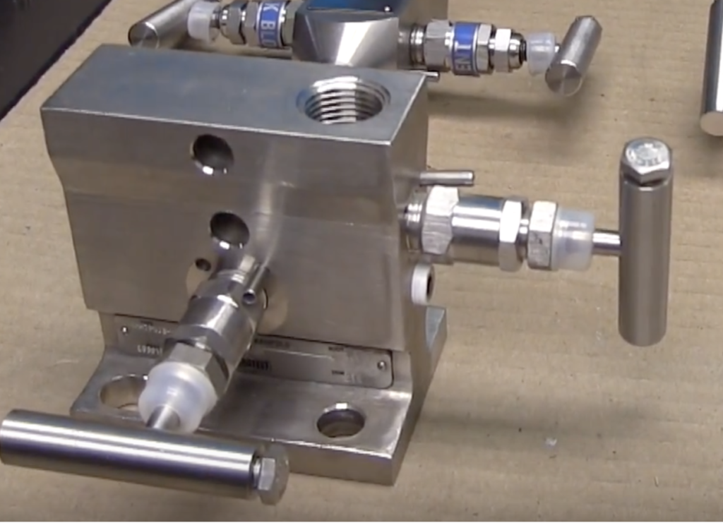 2-valve assembly manifold